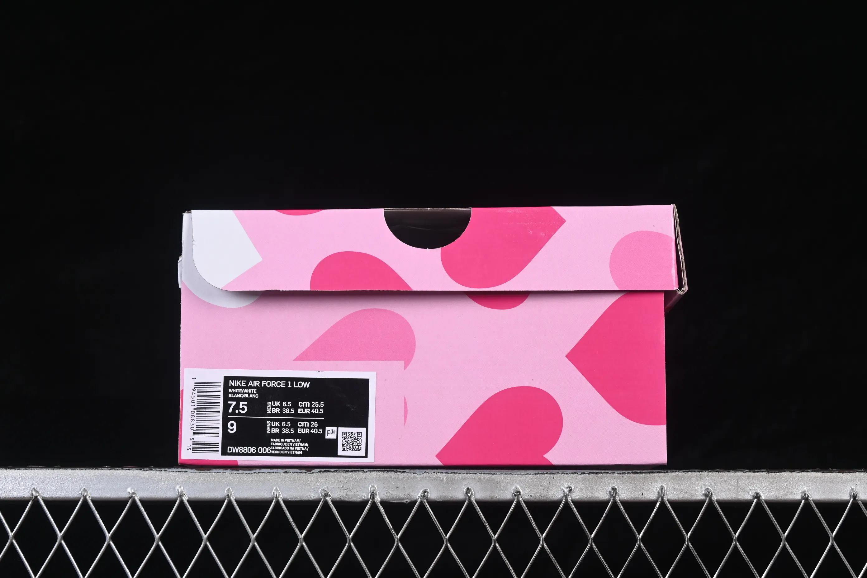 All categories Nk Air Force 1 Air Force series Nk Air Force 1 Low Air Force low-top Nike Air Force 1'07 Low Valentine's Day theme Air Force 1 low-top casual sneakers DW8806-006